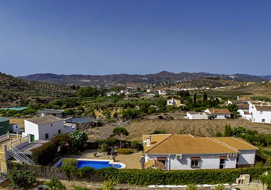 Villa in Venta Baja