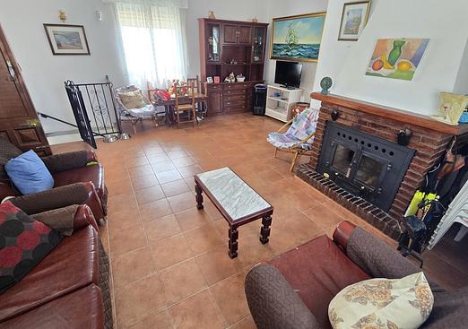 Town house in Alcaucín