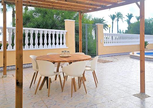 Villa in Los Urrutias