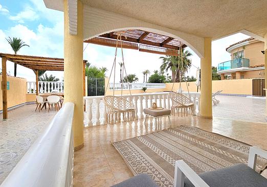 Villa in Los Urrutias