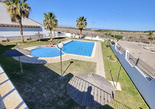 Town house in San Miguel de Salinas