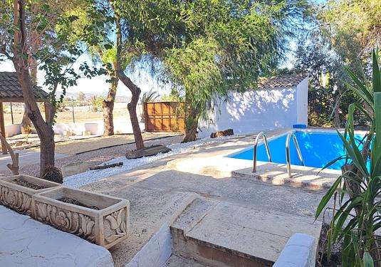 Country house in Orihuela