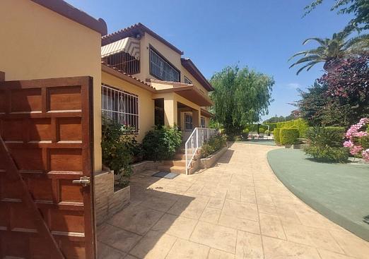 Villa in Albir