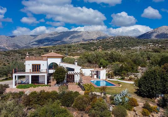 Villa in Periana