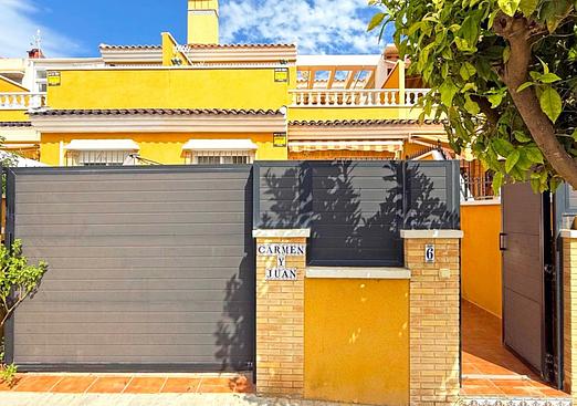 Town house in Torrevieja