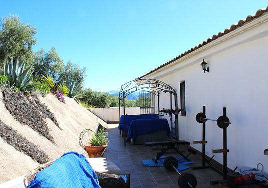 Country house in Salar