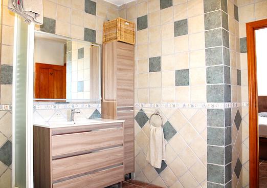 Country house in Salar