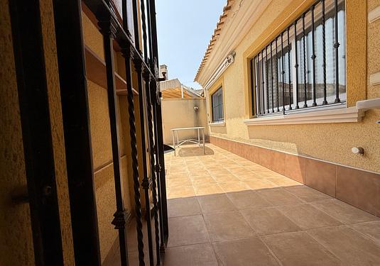 Bungalow in La Puebla