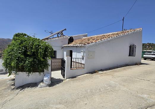 Town house in Comares