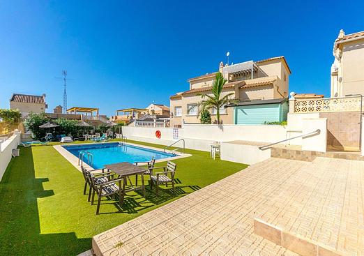 Town house in Orihuela Costa