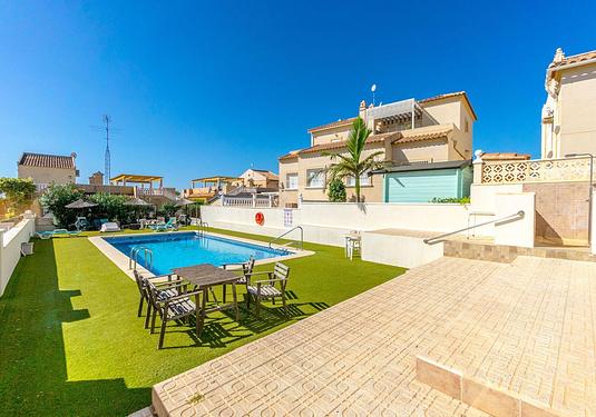 Town house in Orihuela Costa