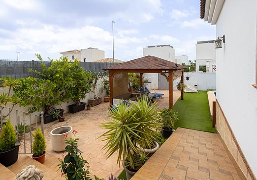 Villa in Los Montesinos