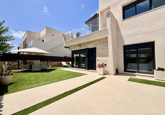 Villa in Torre de La Horadada