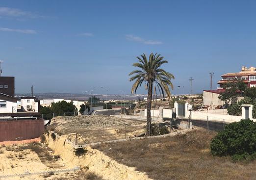Property in San Miguel de Salinas