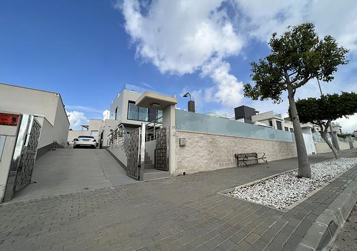 Villa in San Miguel de Salinas