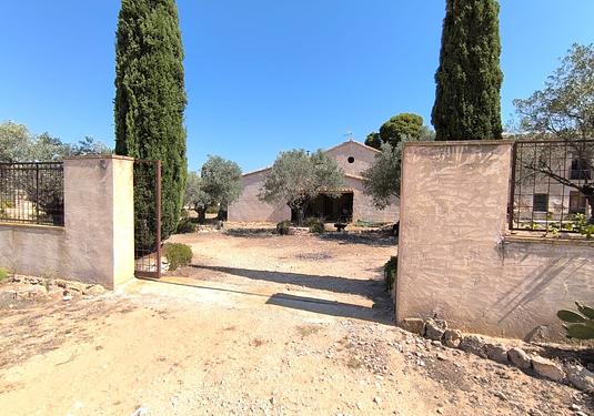 Country house in Villena