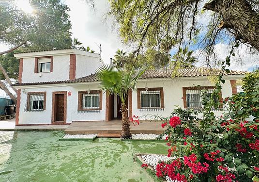 Country house in Orihuela