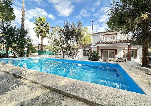 Country house in Orihuela
