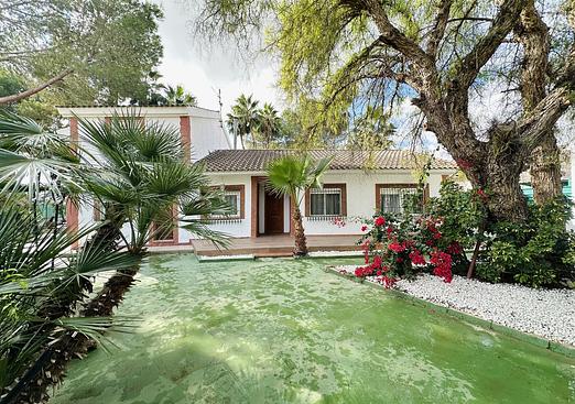 Country house in Orihuela