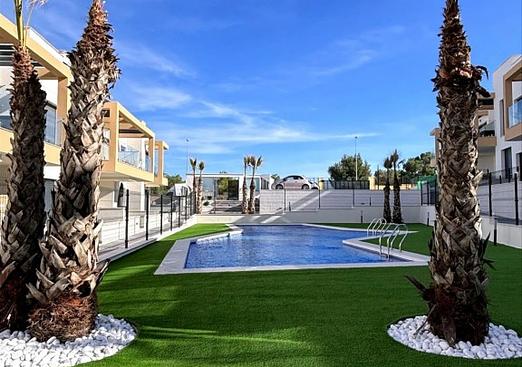 Apartment in Las Filipinas