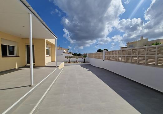 Semi detached in la Nucia