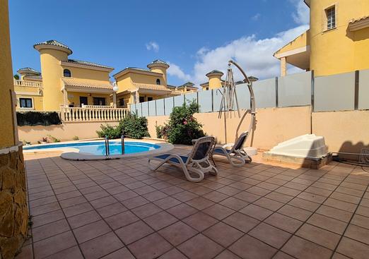 Villa in Orihuela