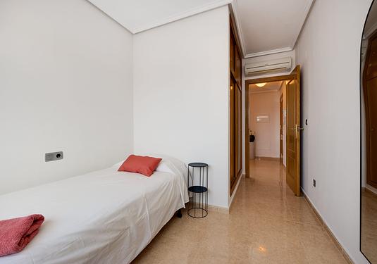 Apartment in Jacarilla