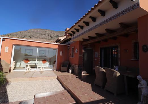 Town house in Fortuna