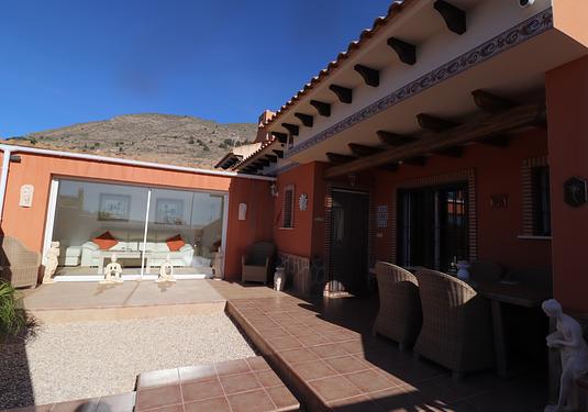 Town house in Fortuna