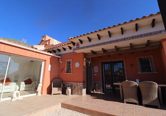 Town house in Fortuna