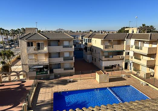 Apartment in Los Alcazares