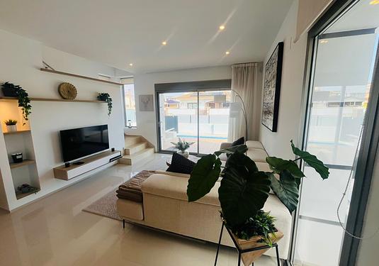 Villa in Los Alcazares