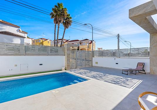 Villa in Orihuela Costa