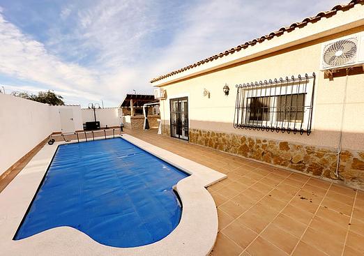 Villa in Lo Santiago