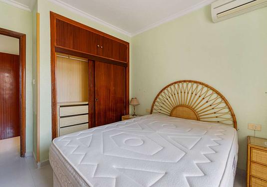 Town house in Santiago de la Ribera