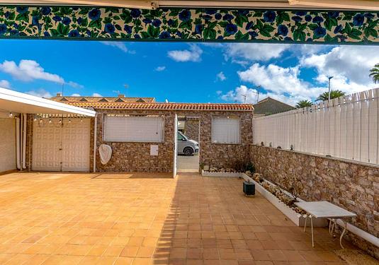 Town house in Santiago de la Ribera