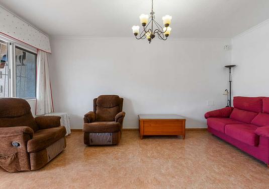 Town house in Santiago de la Ribera