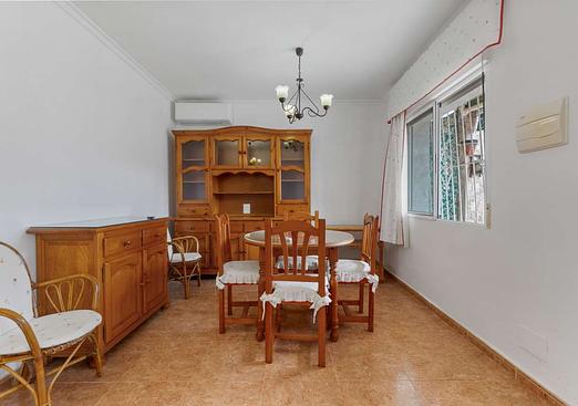 Town house in Santiago de la Ribera