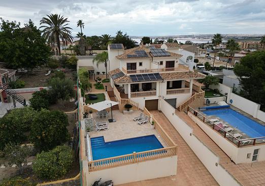 Villa in Torrevieja