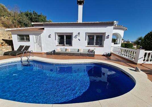 Villa in Mondrón