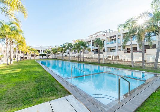 Apartment in Orihuela Costa