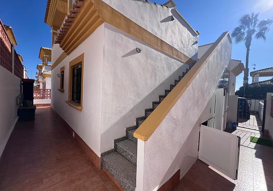 Property in Vistabella Golf Entre Naranjos