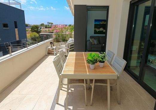 Penthouse penthouse in Orihuela Costa