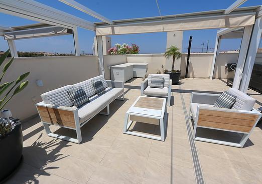 Penthouse penthouse in Orihuela Costa