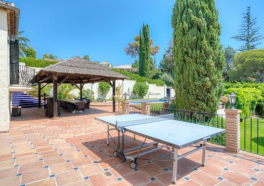 Villa in Estepona