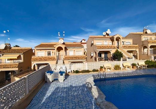 Apartment in San Miguel de Salinas