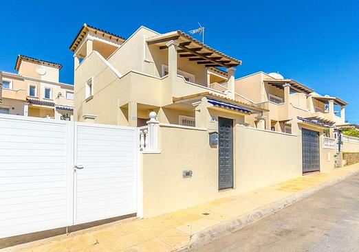 Villa in Orihuela Costa