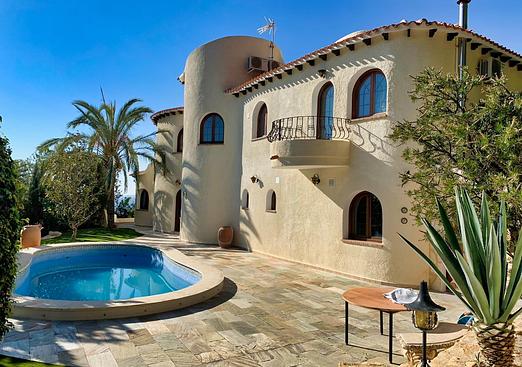 Villa in Altea