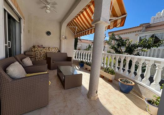 Town house in Algorfa