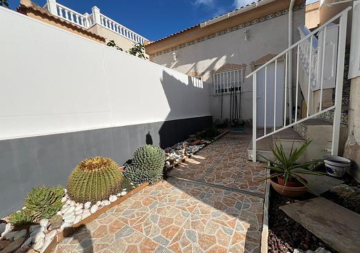 Town house in Algorfa